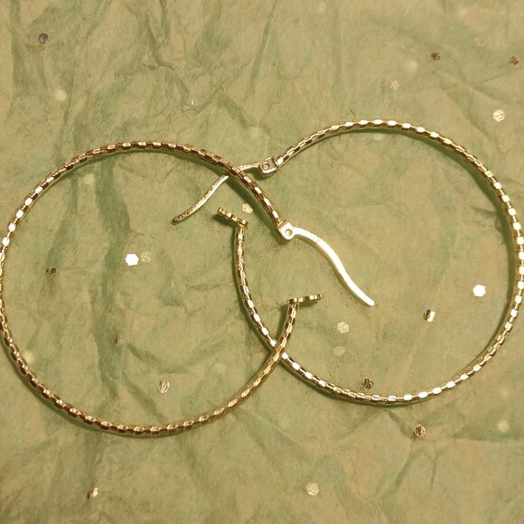 Sterling Silver Sparkle Hoop Earrings 1.5 in Large Lightweight - Picture 5 of 7